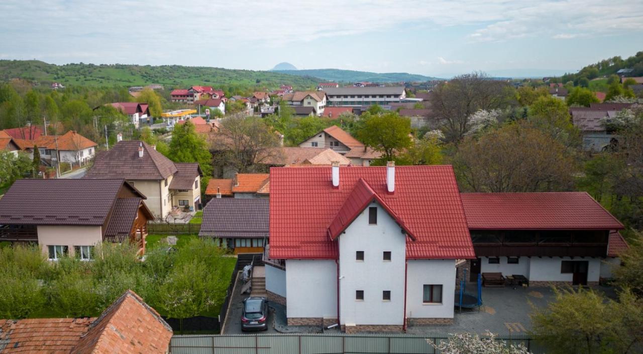Amedeia Hotell Bran  Eksteriør bilde
