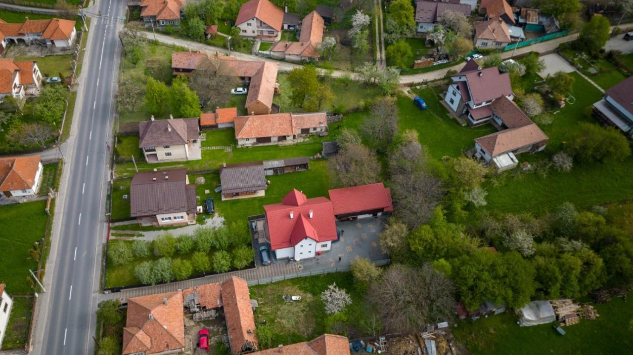 Amedeia Hotell Bran  Eksteriør bilde