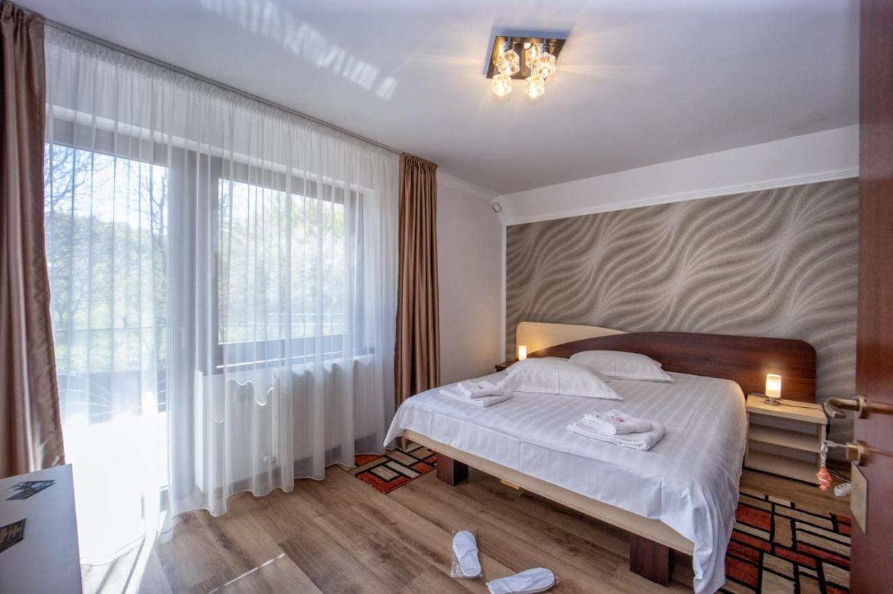 Amedeia Hotell Bran  Eksteriør bilde